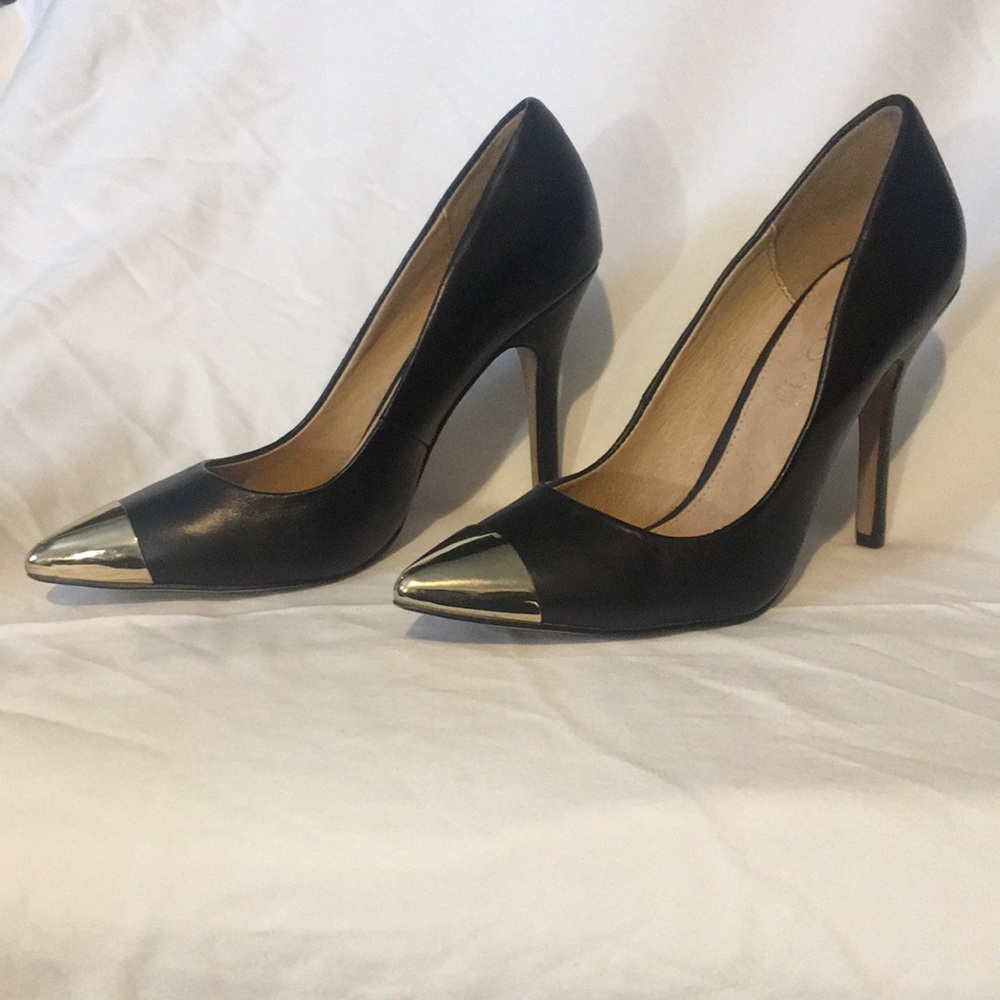 Black leather pumps w gold toe cap